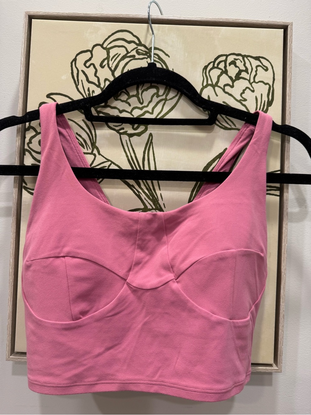 Lululemon Women’s Pink Sports Bra size 4 ~ GOOD CONDITION